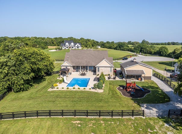 520 Chrisman Oaks Trail, Nicholasville, KY 40356