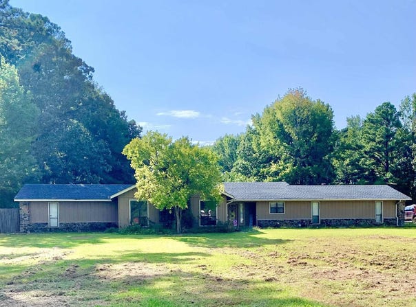 8128 Cross Road, Pine Bluff, AR 71603