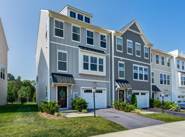 5937 MCCOMB ST, Crozet, VA 22932
