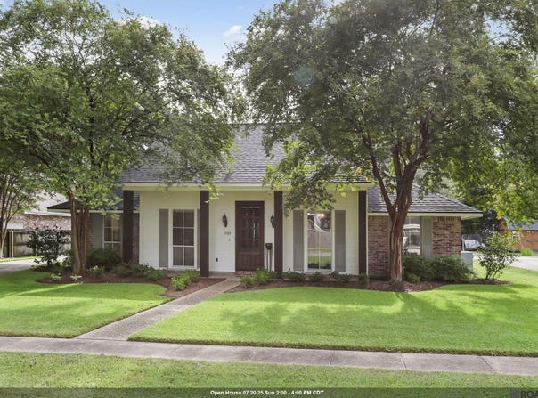 5519 Deanne Marie Dr, Zachary, LA 70791