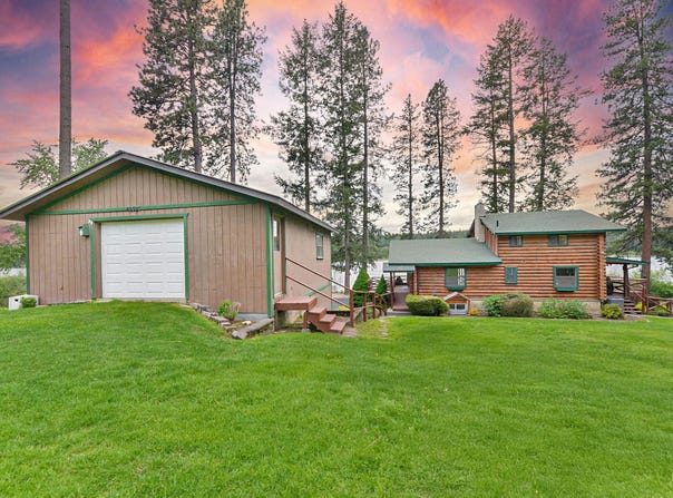 42325 N Sylvan Rd, Elk, WA 99009