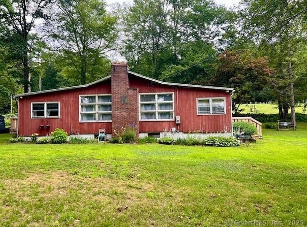 10 Laurel Hill Drive, Woodstock, CT 06282
