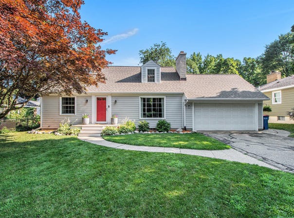 2115 Fulton Street E, Grand Rapids, MI 49503