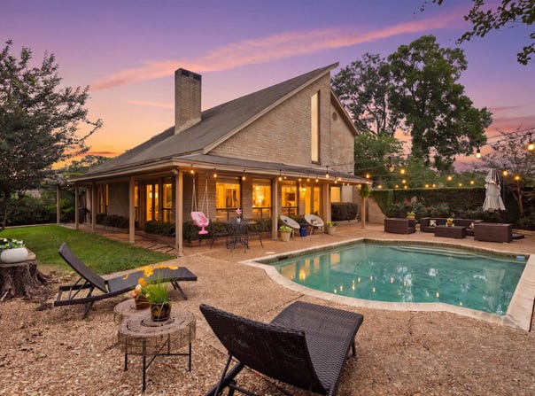 4655 Elmhurst Dr., Beaumont, TX 77706