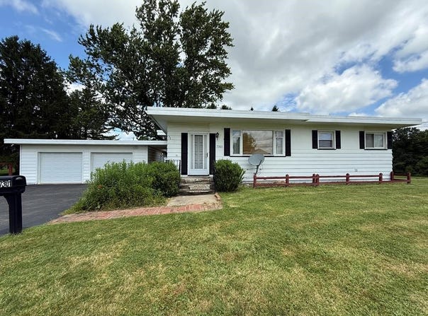 7301 US 322, Cranberry, PA 16323