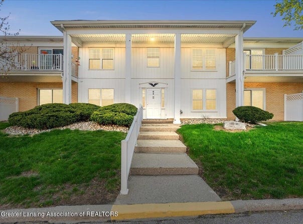 3333 Moores River Drive, Lansing, MI 48911