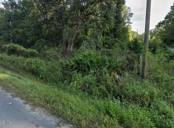 108 W HARBOR Drive, Palatka, FL 32177