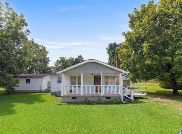 2106 ADAMS STREET, GADSDEN, AL 35094