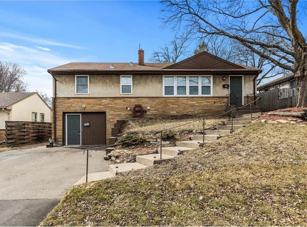 1442 7th Avenue S, South Saint Paul, MN 55075