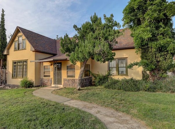702 N 2nd St, Alpine, TX 79830