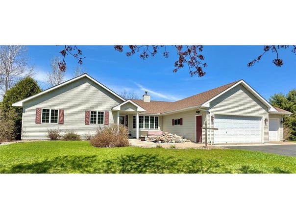 1979 104th Street, New Richmond, WI 54017
