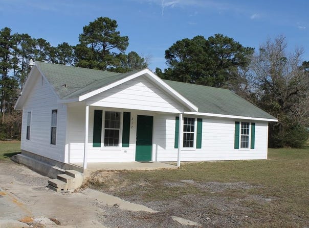 217 HAZEL, Zavalla, TX 75980