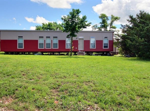 2228 38th St, Fall River, KS 67047