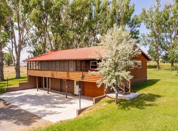2835 Lane 45, Basin, WY 82410