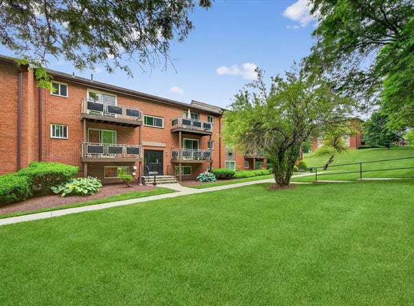 43 Tanager Rd, Monroe, NY 10950