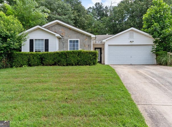 122 Lake, Mcdonough, GA 30253