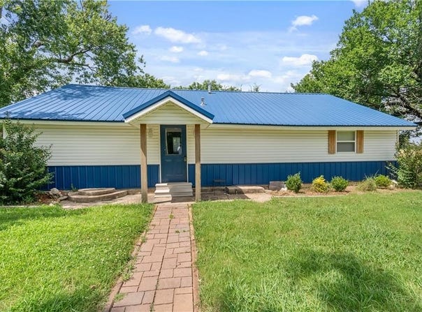 201 N Osage Street, Edna, KS 67342