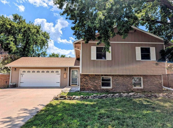 512 Oaklane St, McPherson, KS 67460