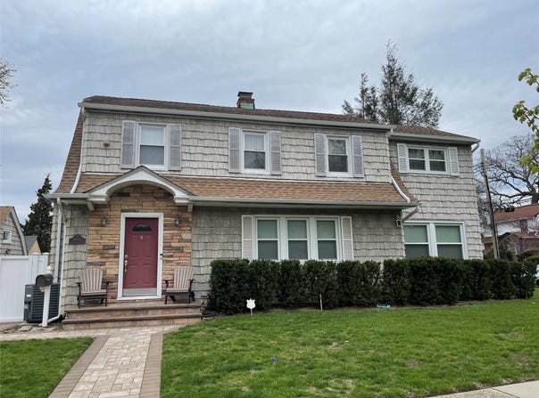 20815 38th Avenue, Bayside, NY 11361