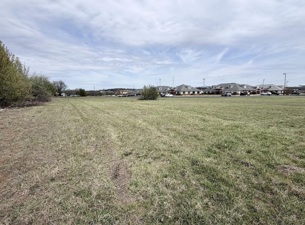 Independence Drive, West Plains, MO 65775
