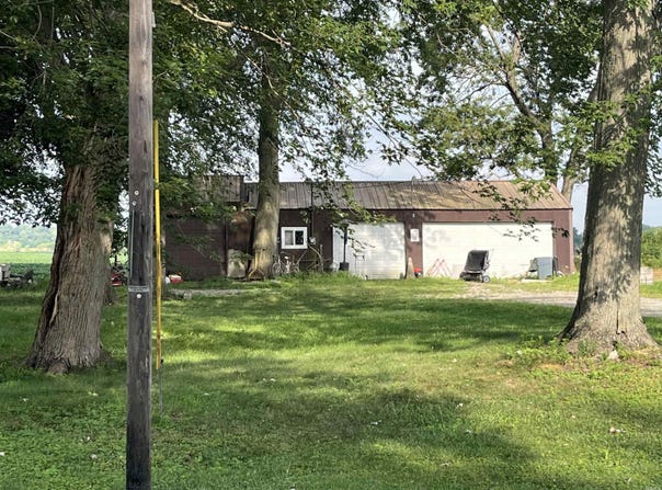 3787 W Shore Drive, Bremen, IN 46506