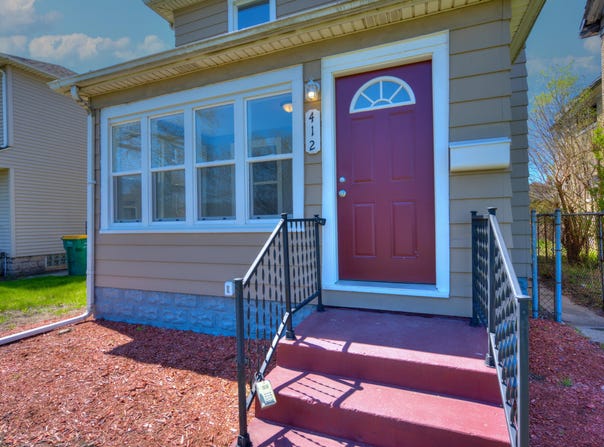 412 Hayes Street, Gary, IN 46404