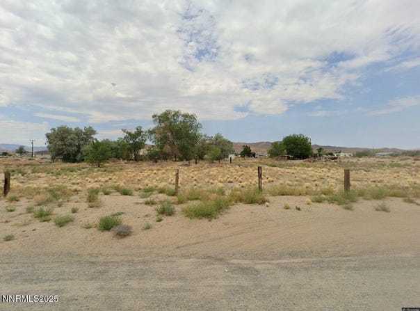 7695 Winchester Road, Silver Springs, NV 89429