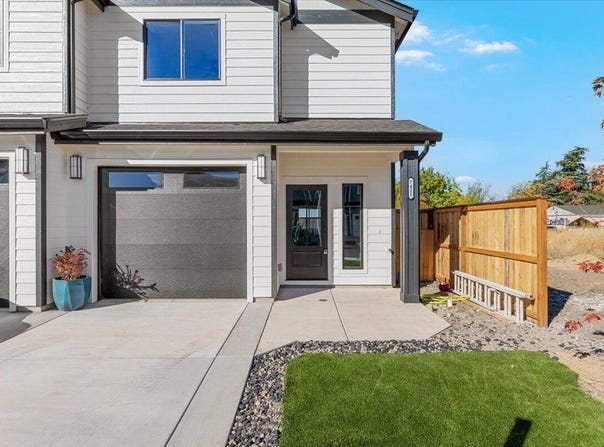 7421 Denman Court, White City, OR 97503