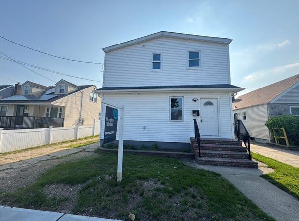 314 Greengrove Avenue, Uniondale, NY 11553