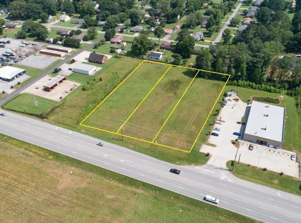 0004 Highway 72, Athens, AL 35611