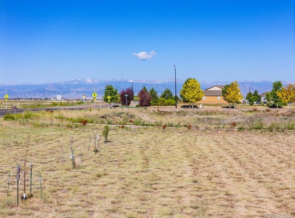 5579 Tipple Pkwy, Frederick, CO 80504