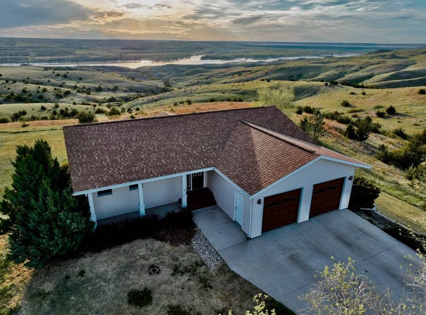 20467 Sunset Ridge Pl, Pierre, SD 57501