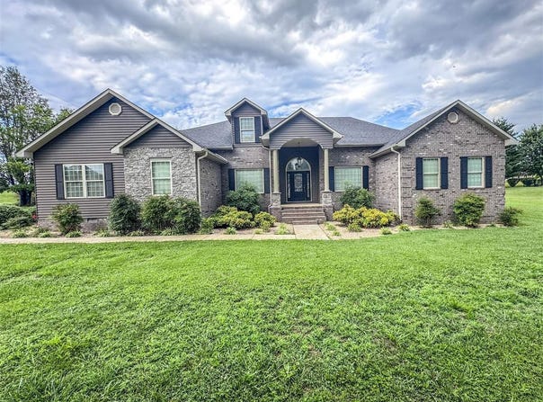 48 Oakwind Road, Glasgow, KY 42141