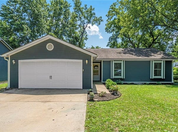 219 E Mcdonald Street, Edgerton, KS 66021