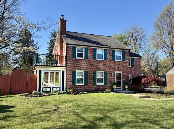 926 E University Street, Springfield, MO 65807