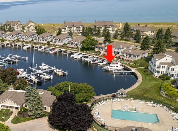 45 Marina Drive, Manistee, MI 49660