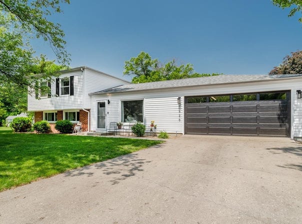 3526 E Indianbrook Drive, Lafayette, IN 47909