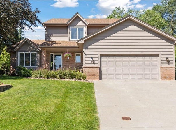 4355 Harbor Lane N, Plymouth, MN 55446