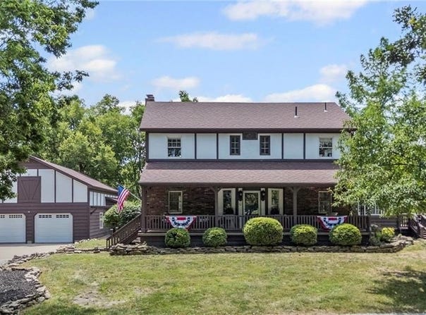 1124 S Locust Street, Ottawa, KS 66067