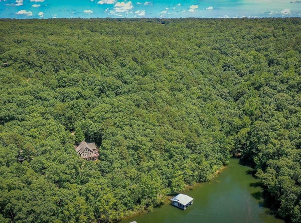 5 Bay Shore Drive, Greers Ferry, AR 72067