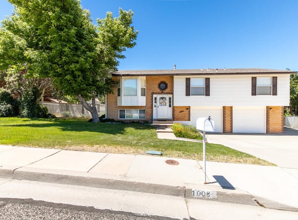 1008 S Fountain DR, Cedar City, UT 84720