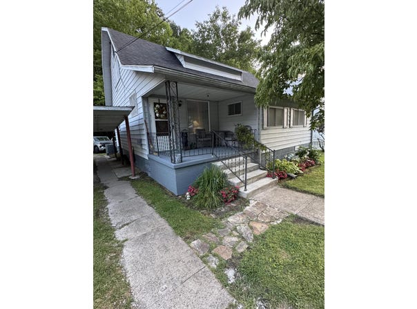 378 East Main Street, Lynch, KY 40855
