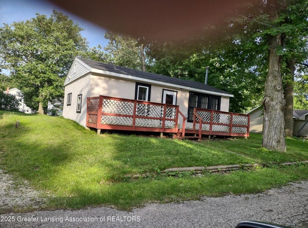 518 Clark Street, Eaton Rapids, MI 48827