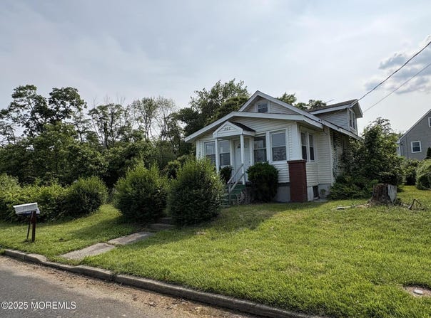 200 North Riverside Drive, Neptune Township, NJ 07753