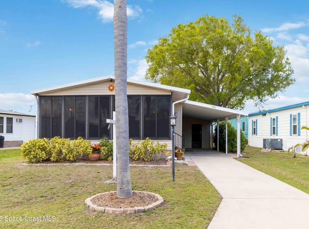 1123 Navajo Drive, Barefoot Bay, FL 32976