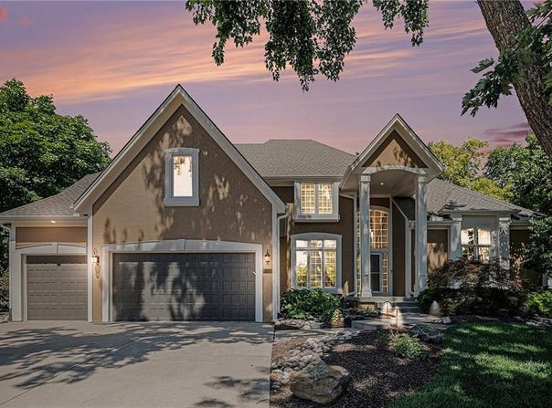 14620 Hayes Street, Overland Park, KS 66221