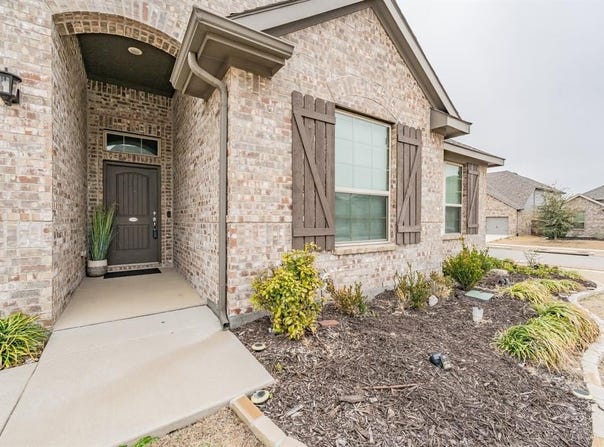 1800 Otwell Drive, Fort Worth, TX 76052