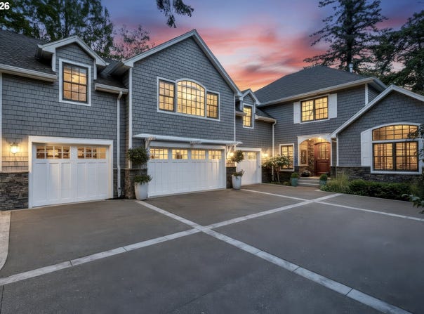 13264 GOODALL Rd, LakeOswego, OR 97034