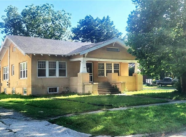 202 W Adams Street, Pittsburg, KS 66762