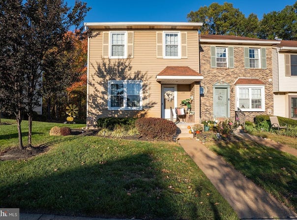 178 CAMBER Lane, MOUNT LAUREL, NJ 08054